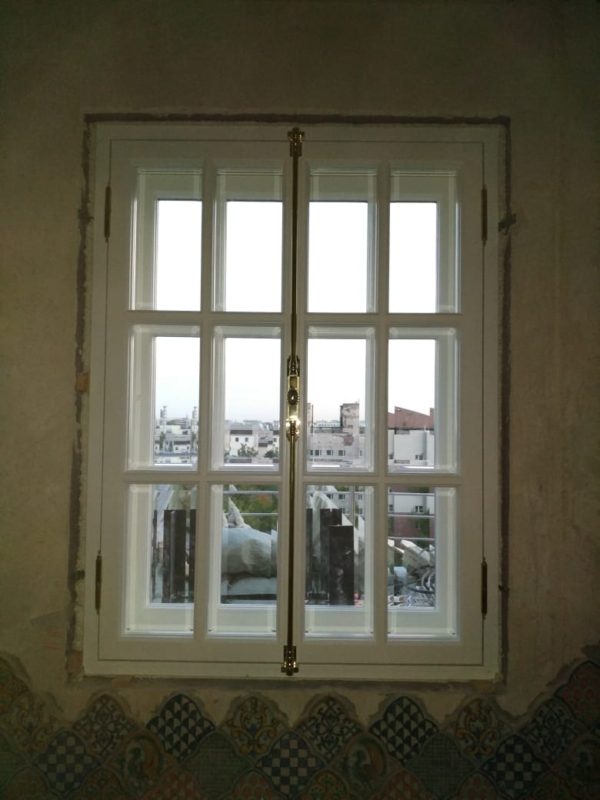 окна в СПб