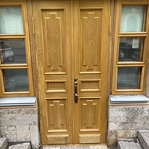 исторические двери на Почтамовской улице